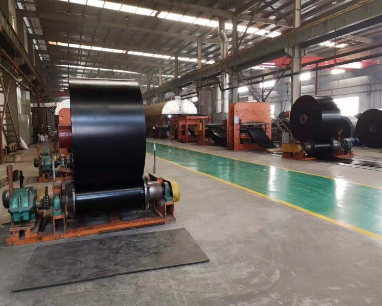 耐高溫輸送帶生產實況